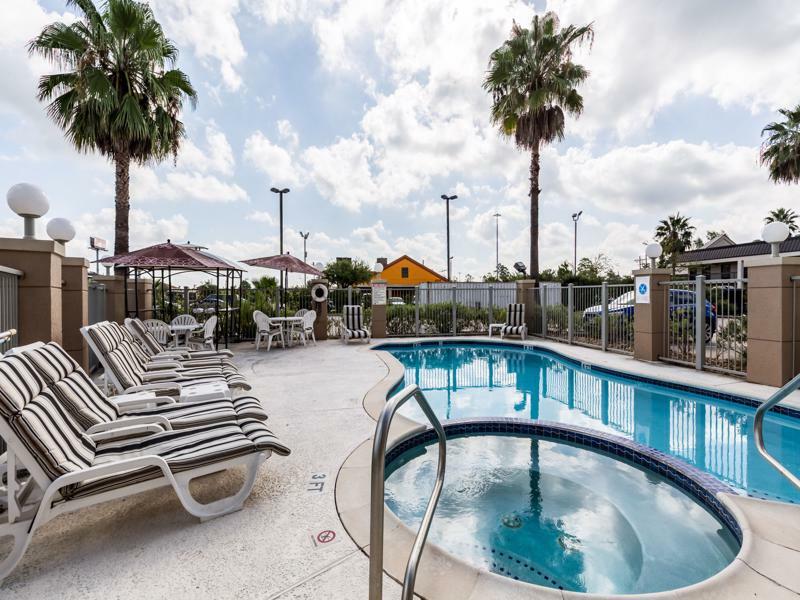 Comfort Suites Shenandoah-The Woodlands Exterior foto